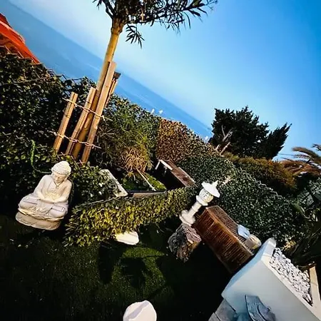Vue Dans Moderne Appartement Roquebrune-Cap-Martin