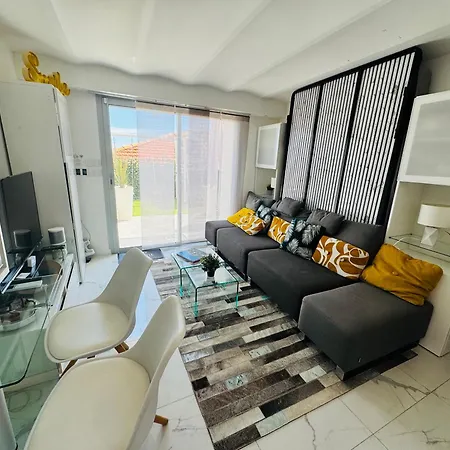 Vue Dans Moderne شقة *